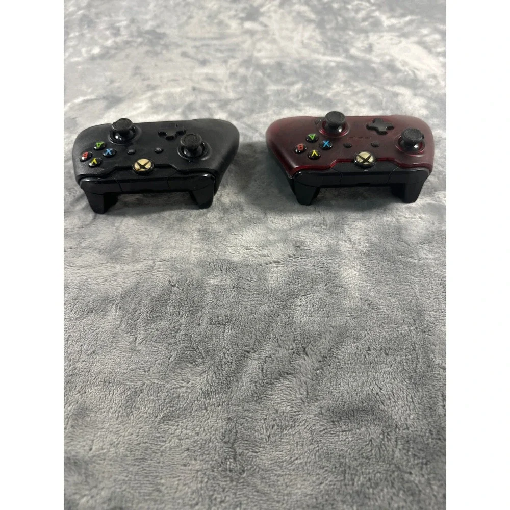 PDP Wired Controllers for Xbox One Black Camo and Translucent Red Lot of 2